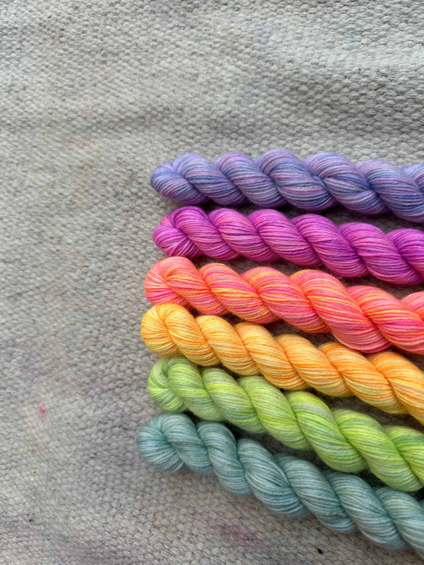 Neon Pastel’s kit