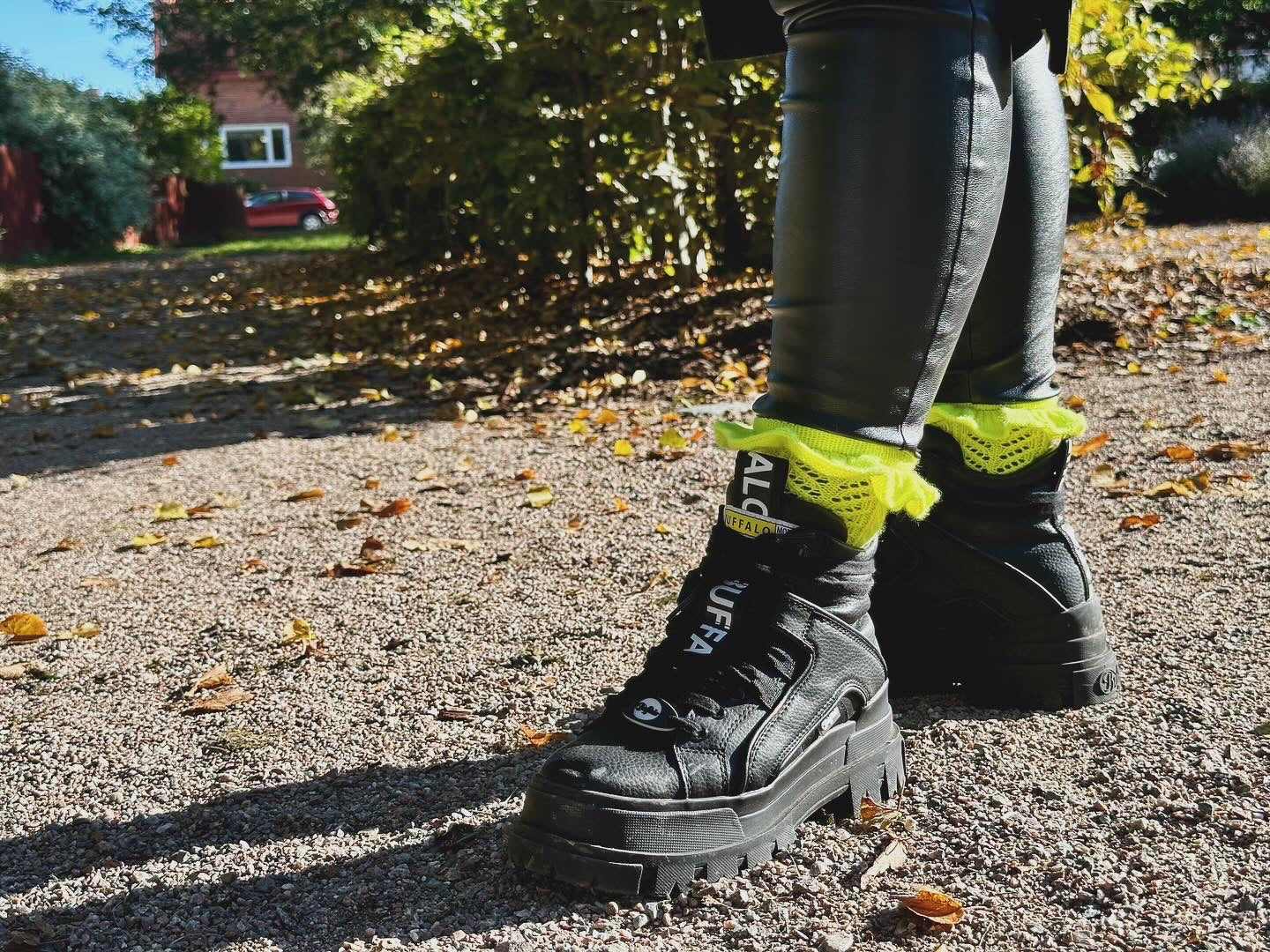 Bubbles n’ Neon