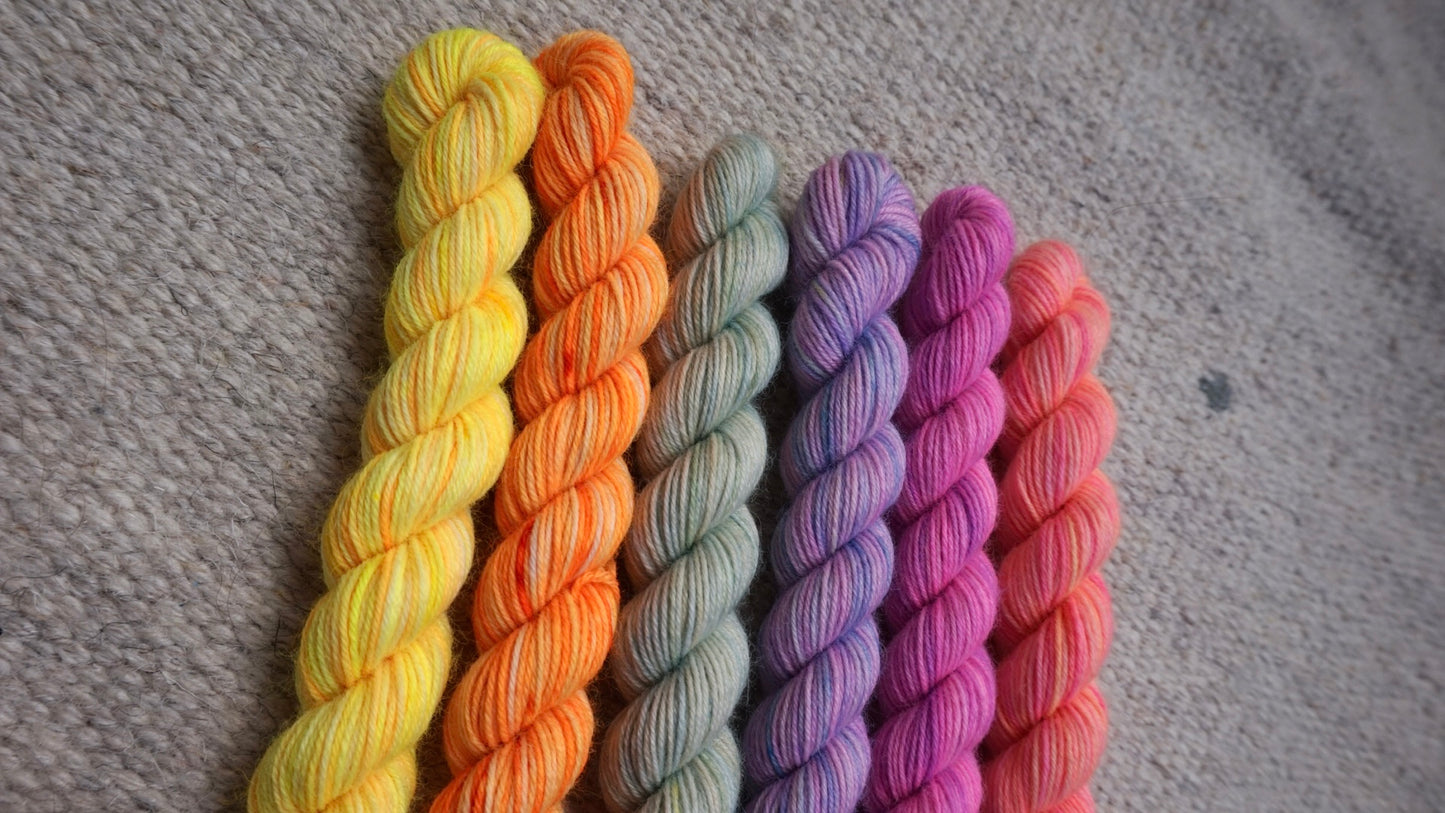 Neon Pastel’s kit