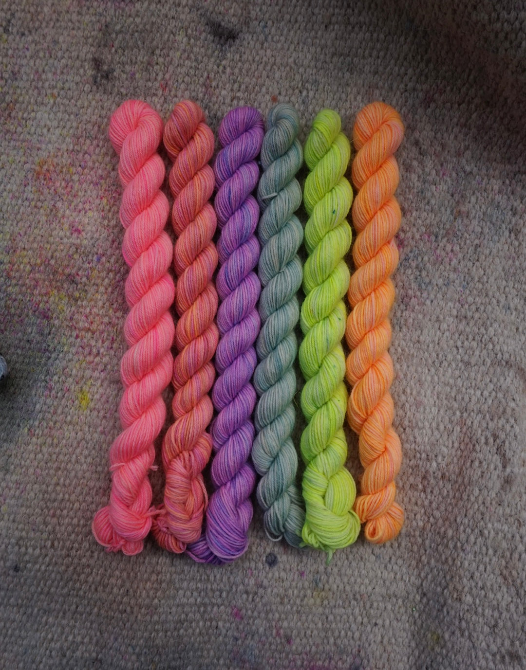 Neon Pastel’s kit