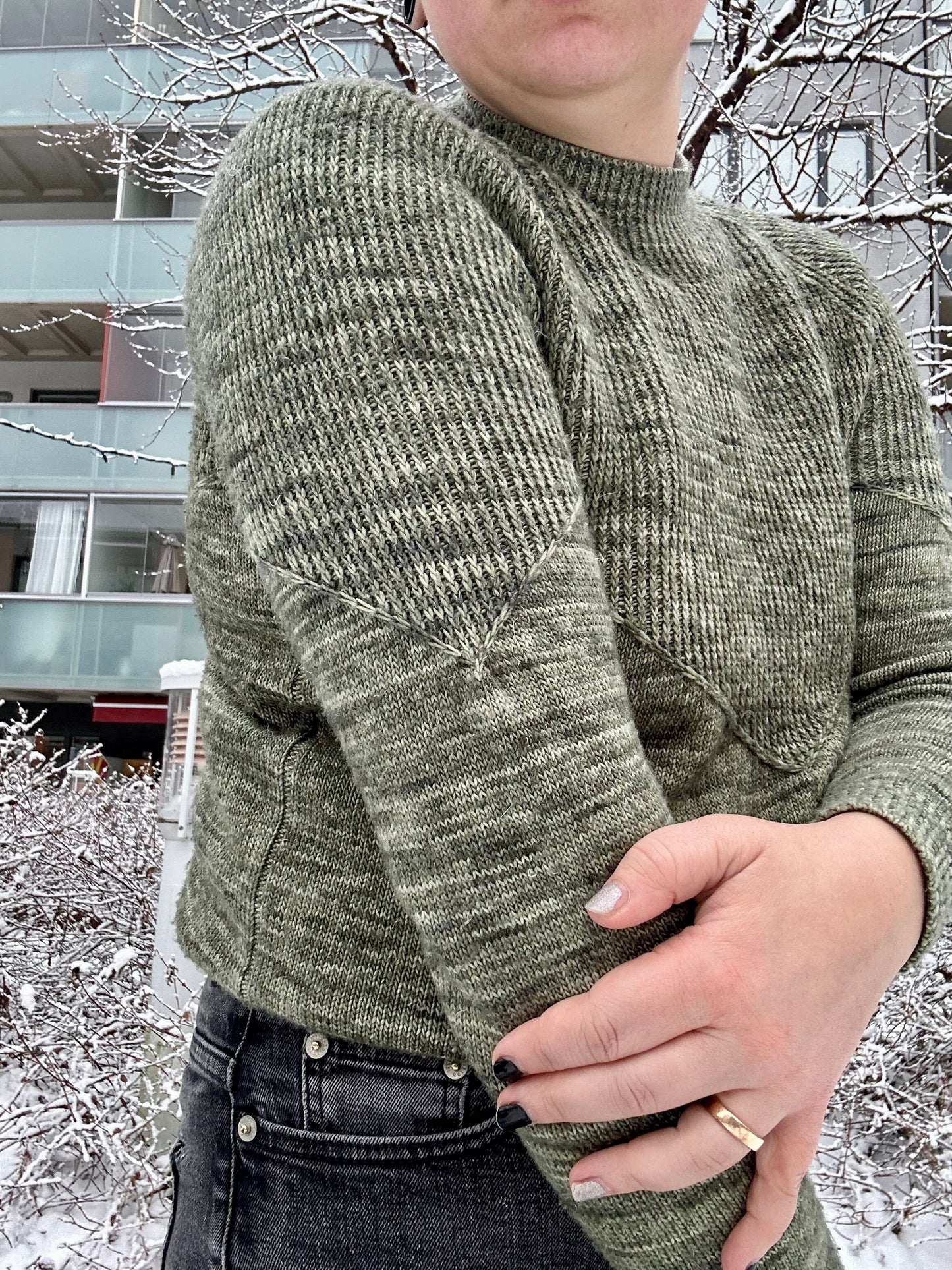 Kaitum Sweater
